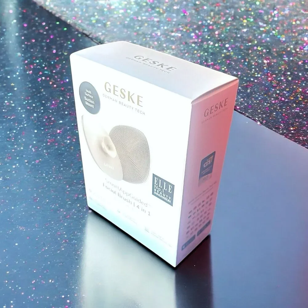 GESKE Facial Brush SmartAppGuided 4 in 1 Facial Brush in Starlight New in Box